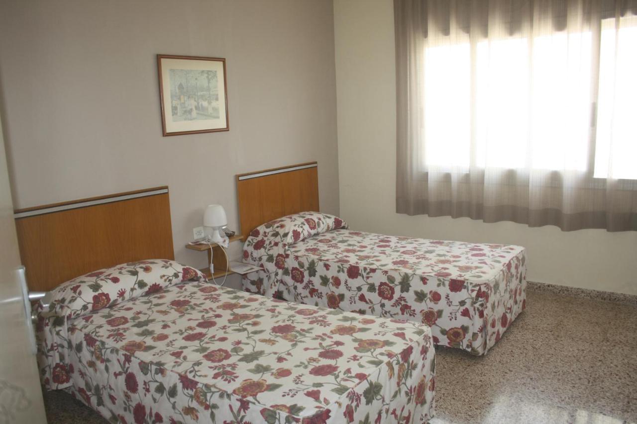 Hostal Torre Mar Salou Exterior foto
